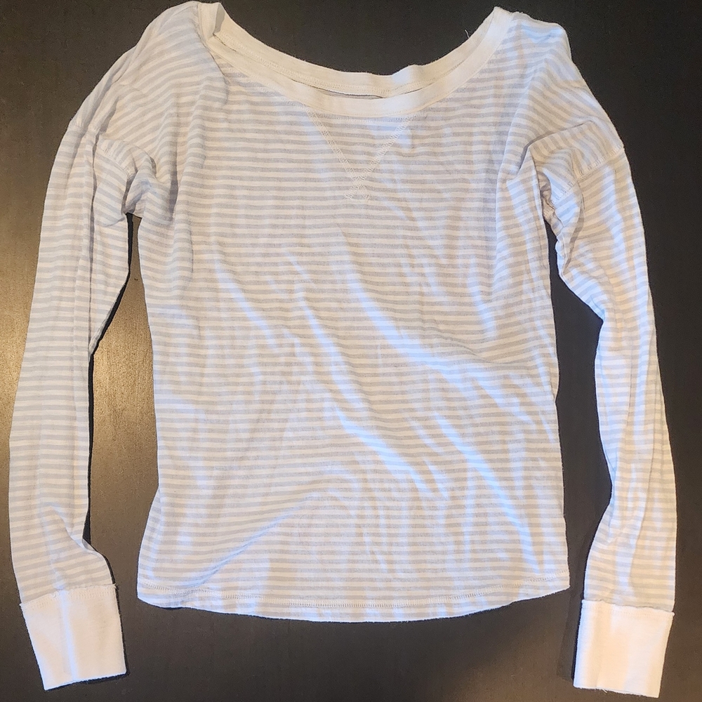 Abercrombie & Fitch White Striped Long Sleeve Tee